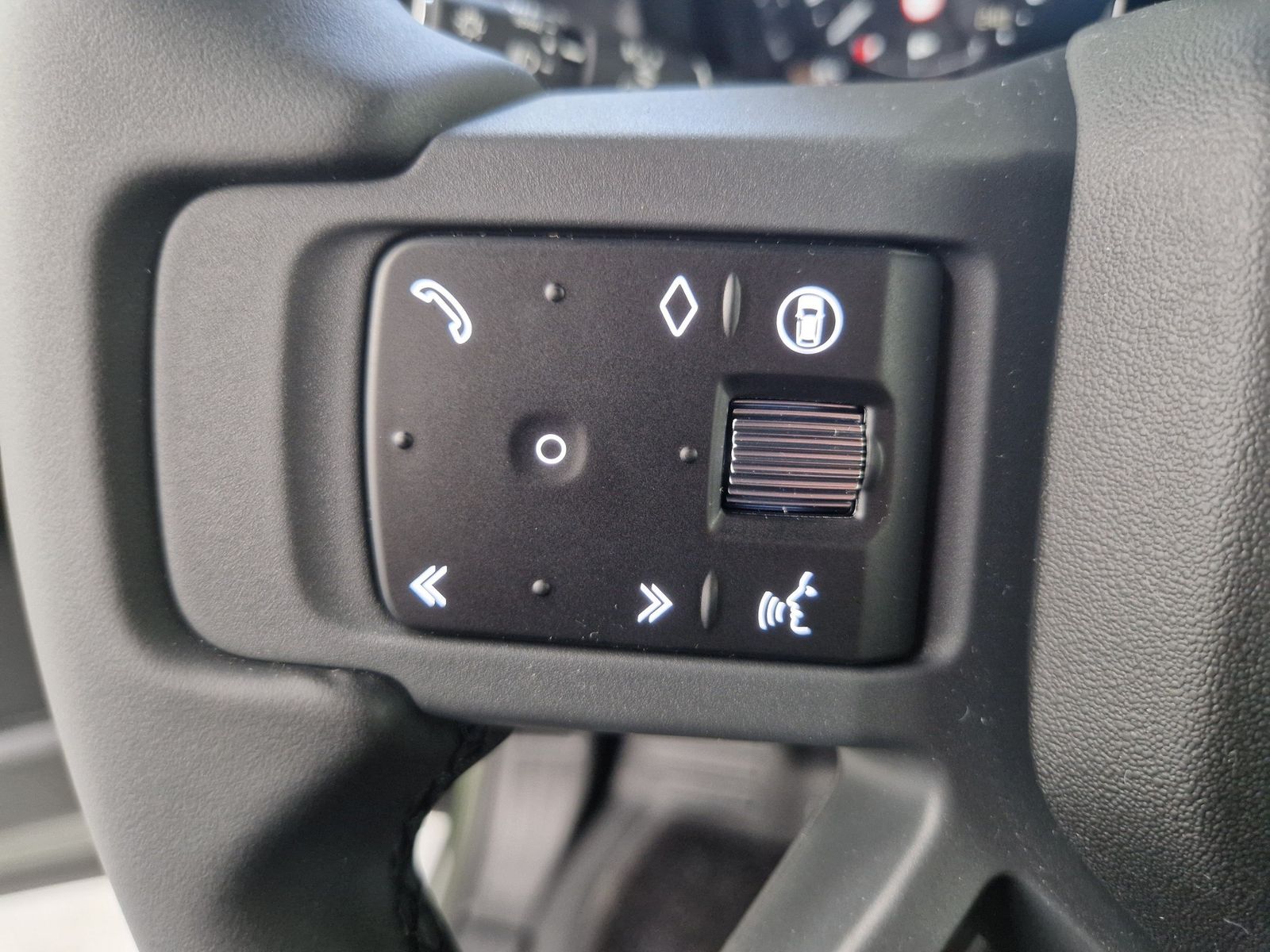LAND ROVER Defender 110 3.0 Diesel D250 X-Dynamic SE 110 X- – Bild 18