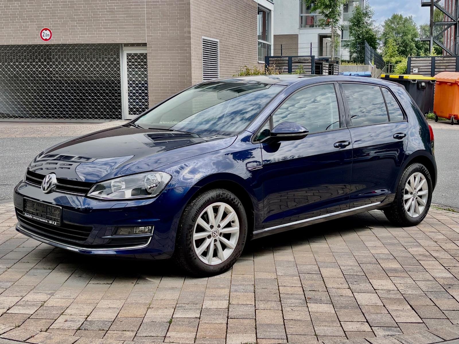 Volkswagen Golf VII Lim. Lounge |2.Hand|Pano-Dach|TÜV Neu