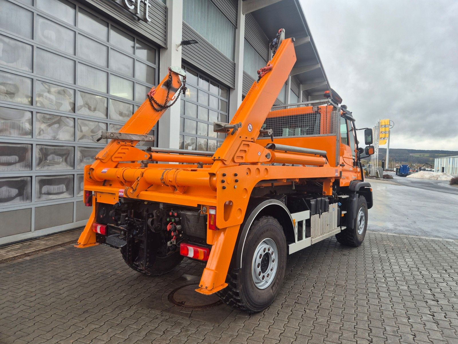 Fahrzeugabbildung Mercedes-Benz Unimog U530 4x4 Jotha VarioPilot Zapfwelle Hydro