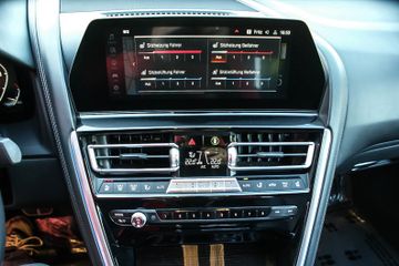 Fahrzeugabbildung BMW M850 xDrive CARBONDACH LASER M-SPORT 360° 1HAND