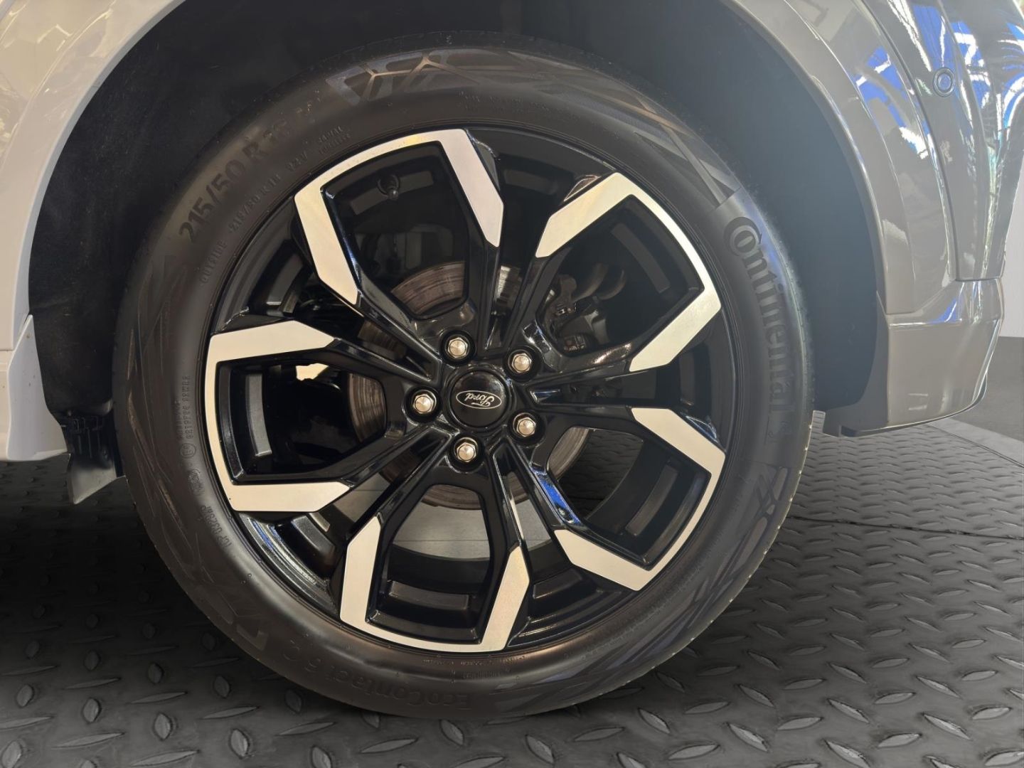 Fahrzeugabbildung Ford Puma ST-Line X El. Panodach Navi Digitales Cockp