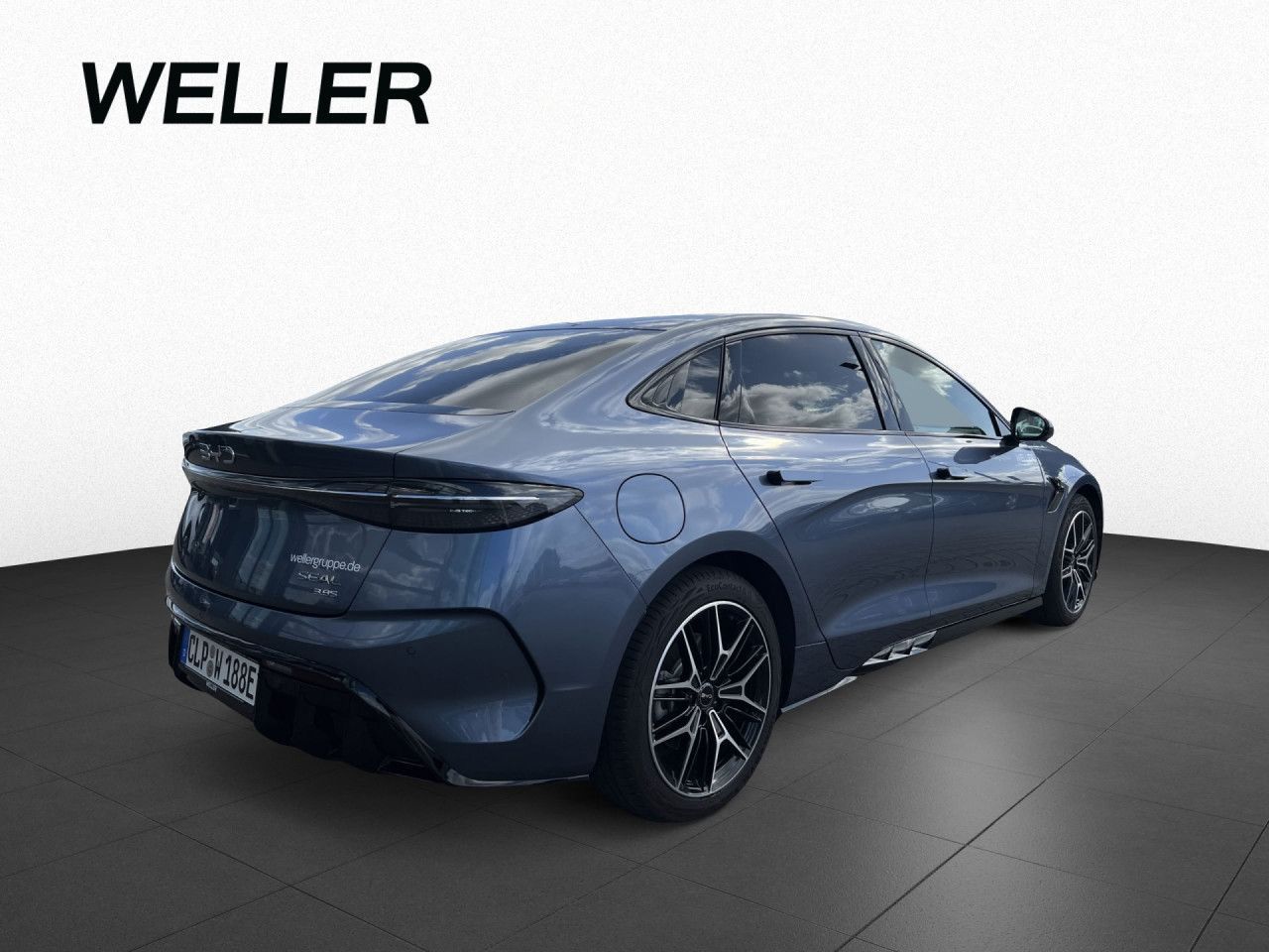 BYD SEAL