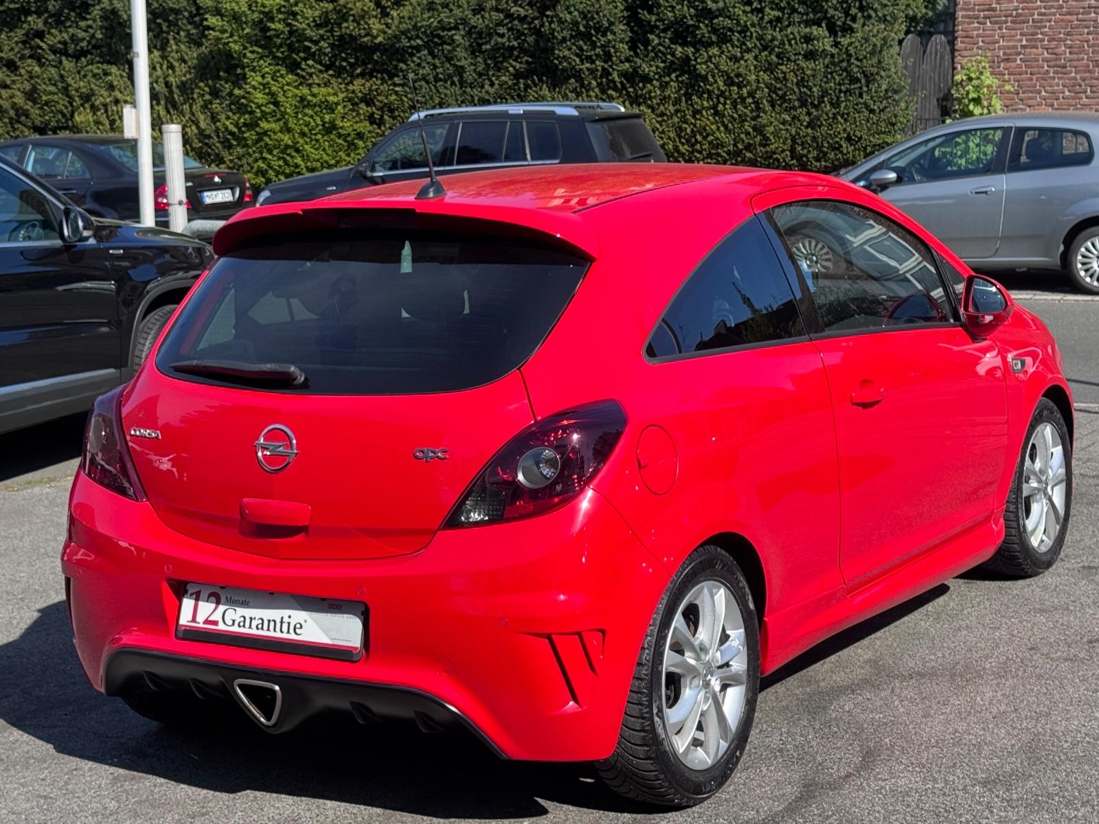 Opel Corsa D OPC RECARO-SITZE,NAVI,LEDER,GEPFLEGT