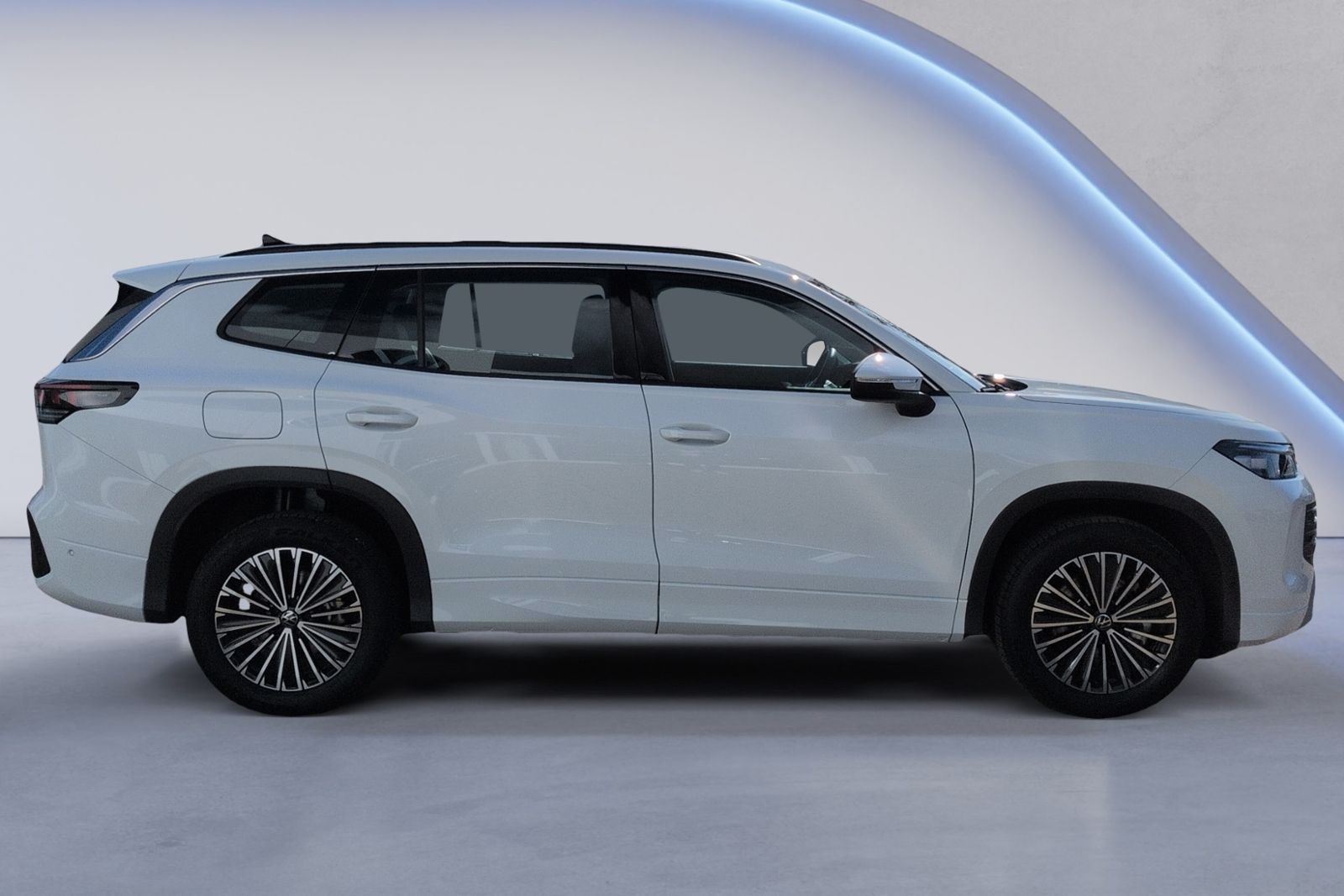 Tayron 1.5 eTSI eHybrid DSG Life AHK+NAVI+DCC