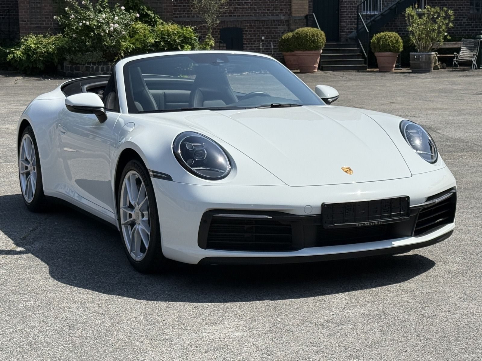 PORSCHE 992  911 Carrera Cabriolet 1.BESITZ*UNFALLFREI*P