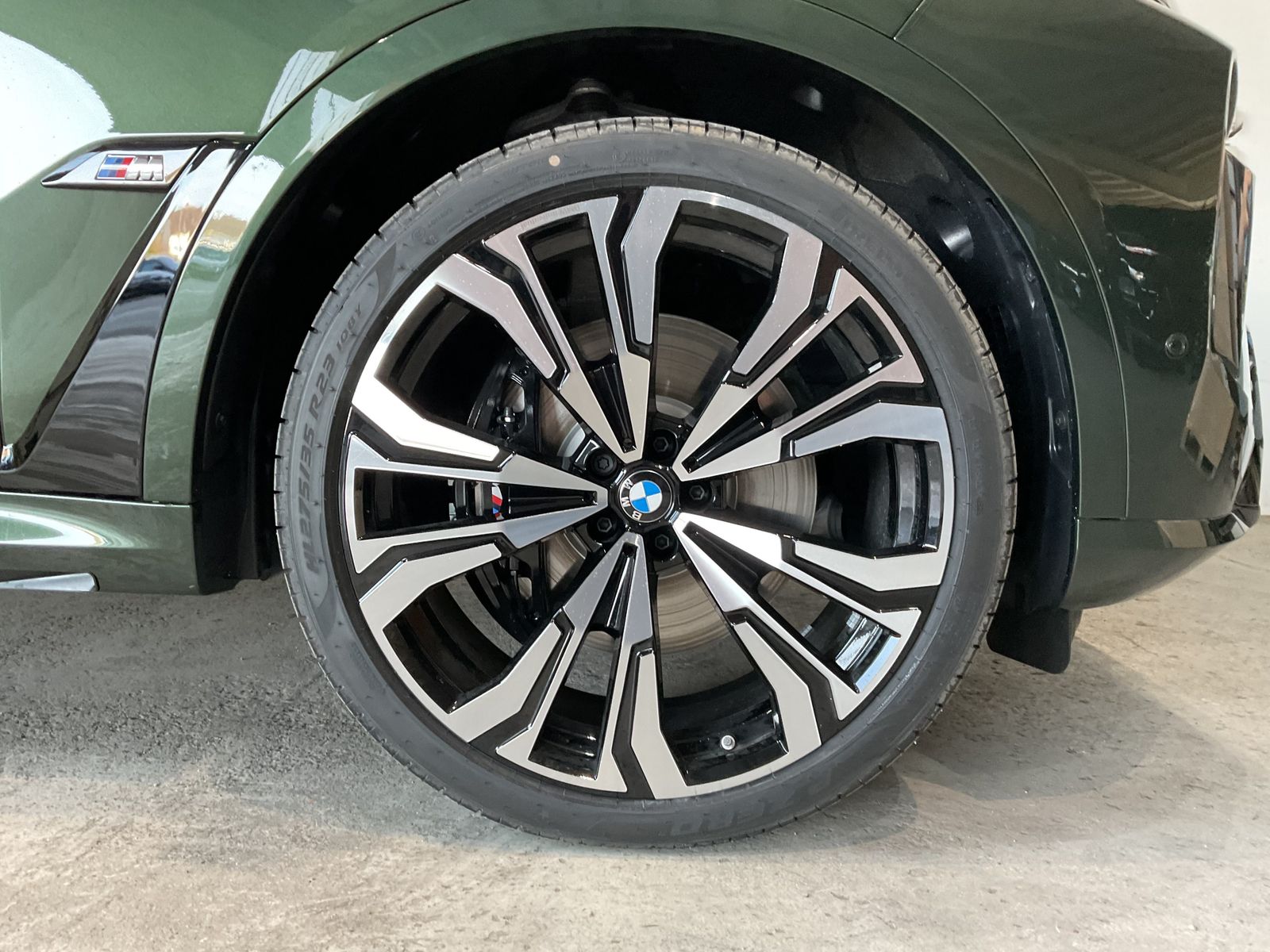 BMW X7 M60 - Bild 15