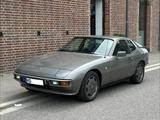 Porsche 924 S - graue Porsche 924