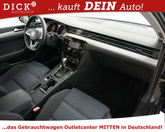 Volkswagen Passat Variant - 12