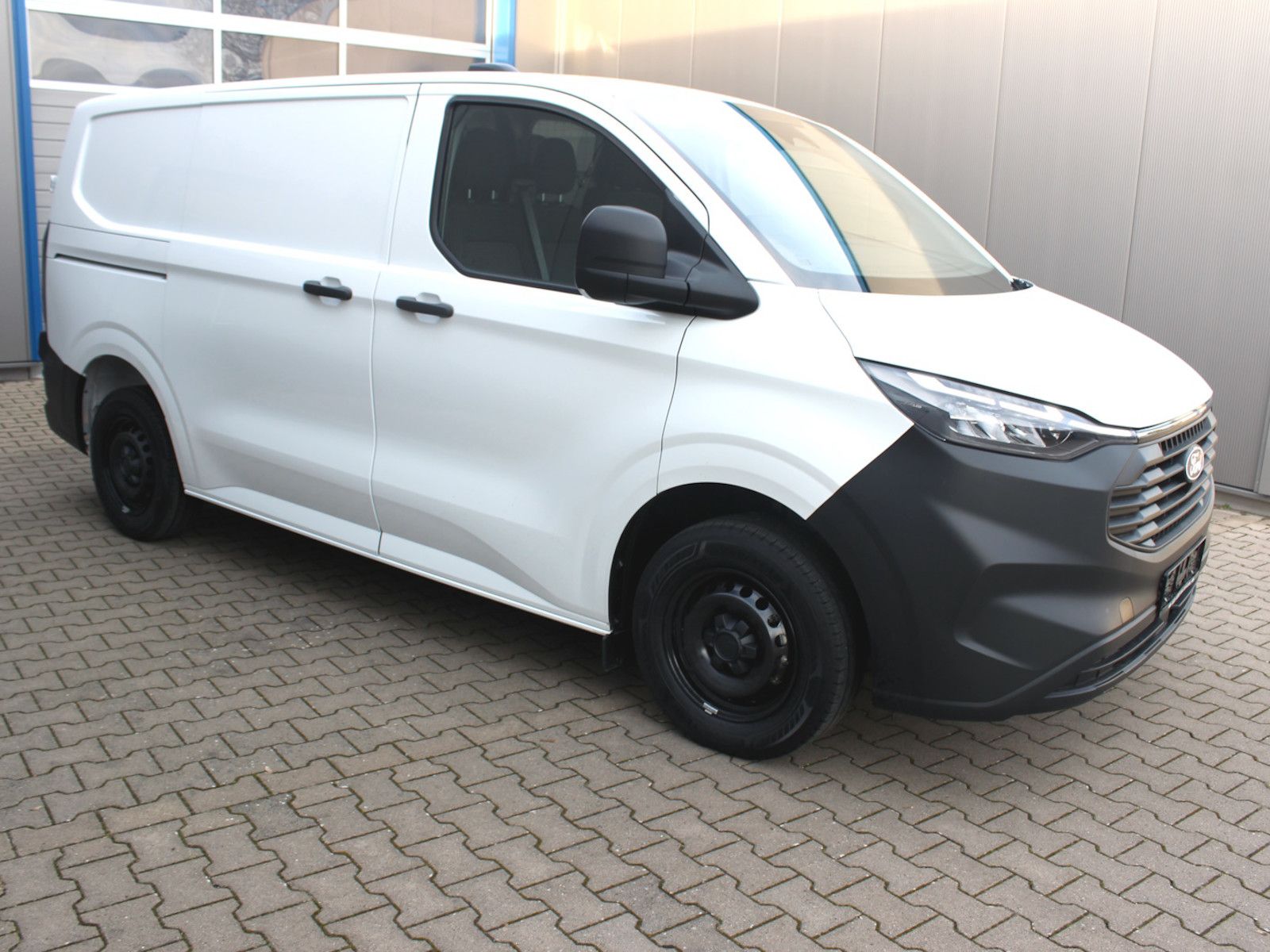 Fahrzeugabbildung Ford Transit Custom Kasten 280 L1 Basis 2,0EcoBlue