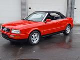 Audi Cabriolet 2,3l Fünf Zylinder  - rote Audi Cabriolet
