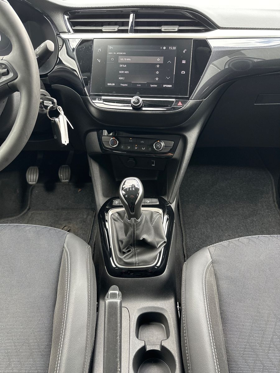 Fahrzeugabbildung Opel Corsa F 1.2 Elegance LED+KAM+PDC+DAB+VCOCK+KLIMA