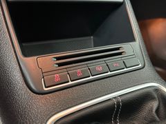 VW Tiguan Cup Sport & Style BMT/PANO / GARANTIE/AHK VW Tiguan Cup Sport & Style BMT/PANO / GARANTIE/AHK