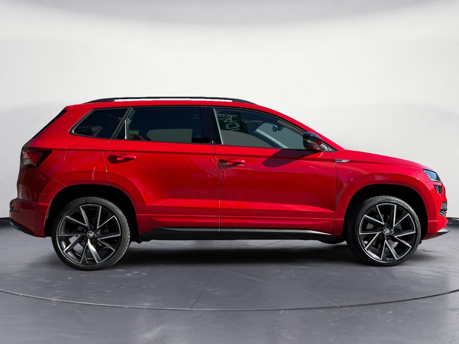 Karoq Sportline 1,5 TSI DSG Navi AHK Kamera Pano