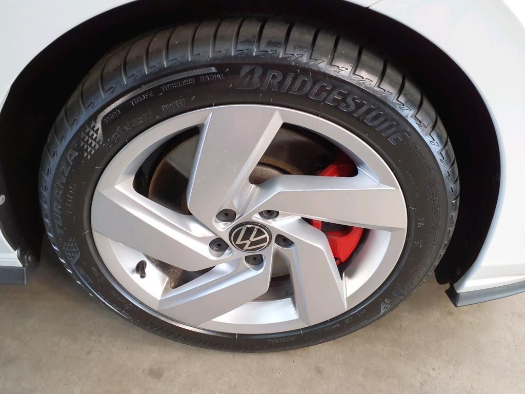 Volkswagen Golf GTI 2.0 TSI 180kW DSG PDC*Klima*SH