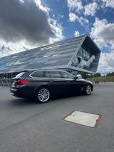 BMW 530d Touring, Headup, Alarm, AHK, Panoramadach - BMW 530 in Bielefeld