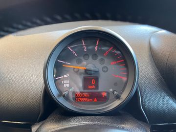 MINI Cooper SD Countryman *PANO*PDC*NAVI*BI-XENON*