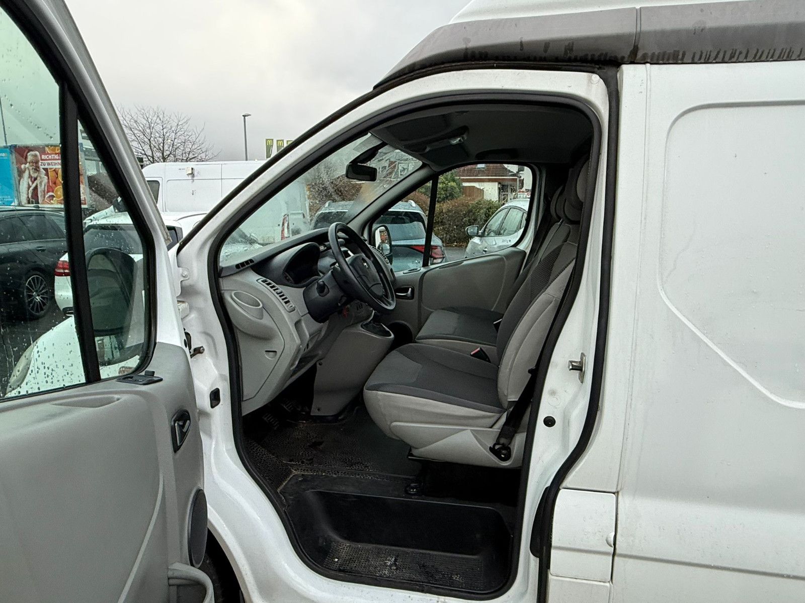 Fahrzeugabbildung Opel Vivaro Kasten/Kombi Kasten L1H2 2,9t/NAVI/KLIMA