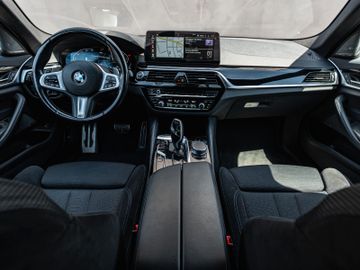 BMW 520 - 11