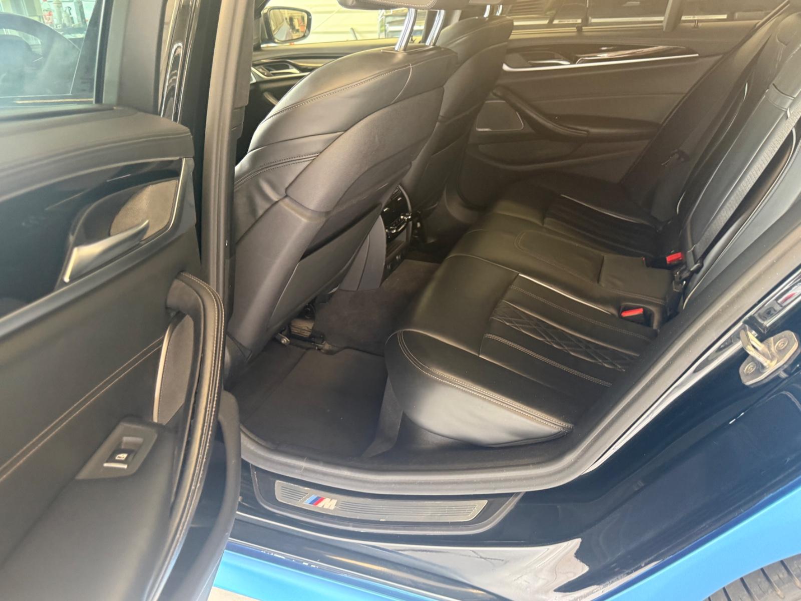 BMW M550i xDrive 4.4 V8 462 ch BVA / Bowers & Wilkins / Night Vision / Head-Up Display / Sièges ventilés