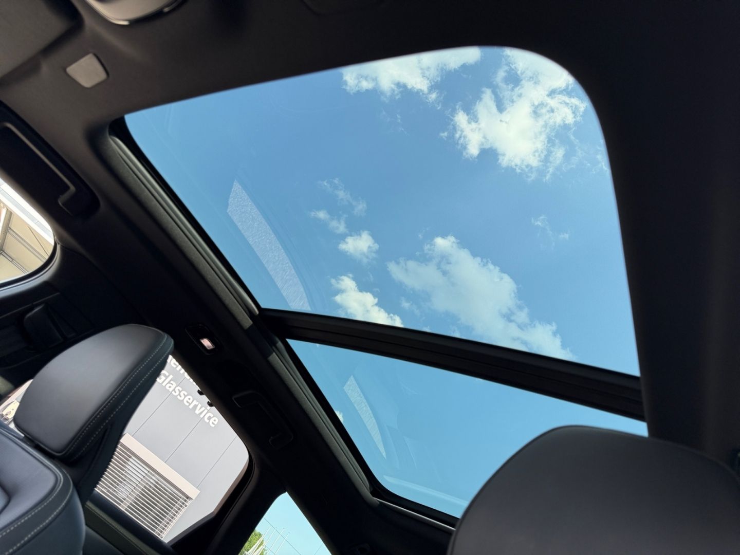 Volvo V90 Ultra Dark Recharge AWD StandHZG HUD Luftfah foto 16