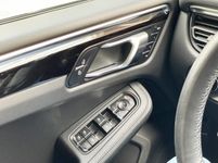 PORSCHE Macan Pano*Scheckheft*Elek. Heck*Kamara*Leder bei Bilicar