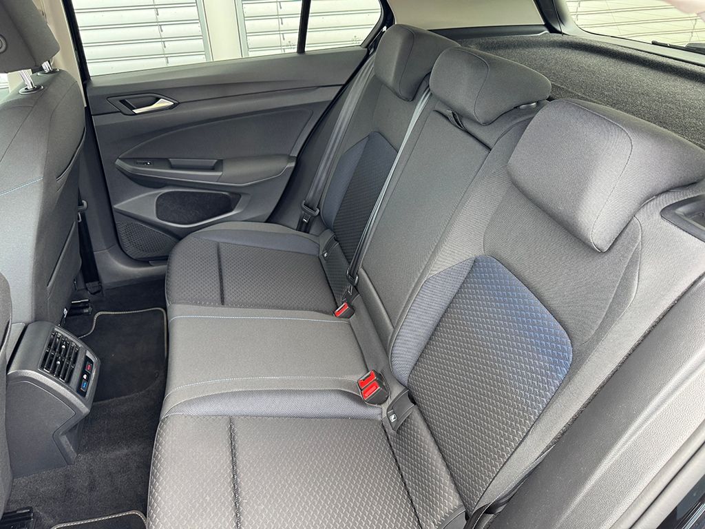 Golf VIII 1.5 TSI "UNITED" *LED+*NAVI*ACC*