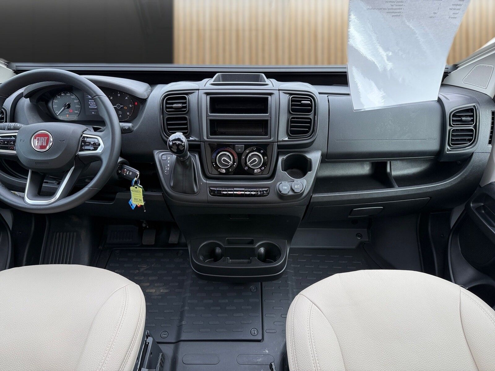 Fahrzeugabbildung Karmann Dexter DE 600 Automatik, Concept, Combi Heizung