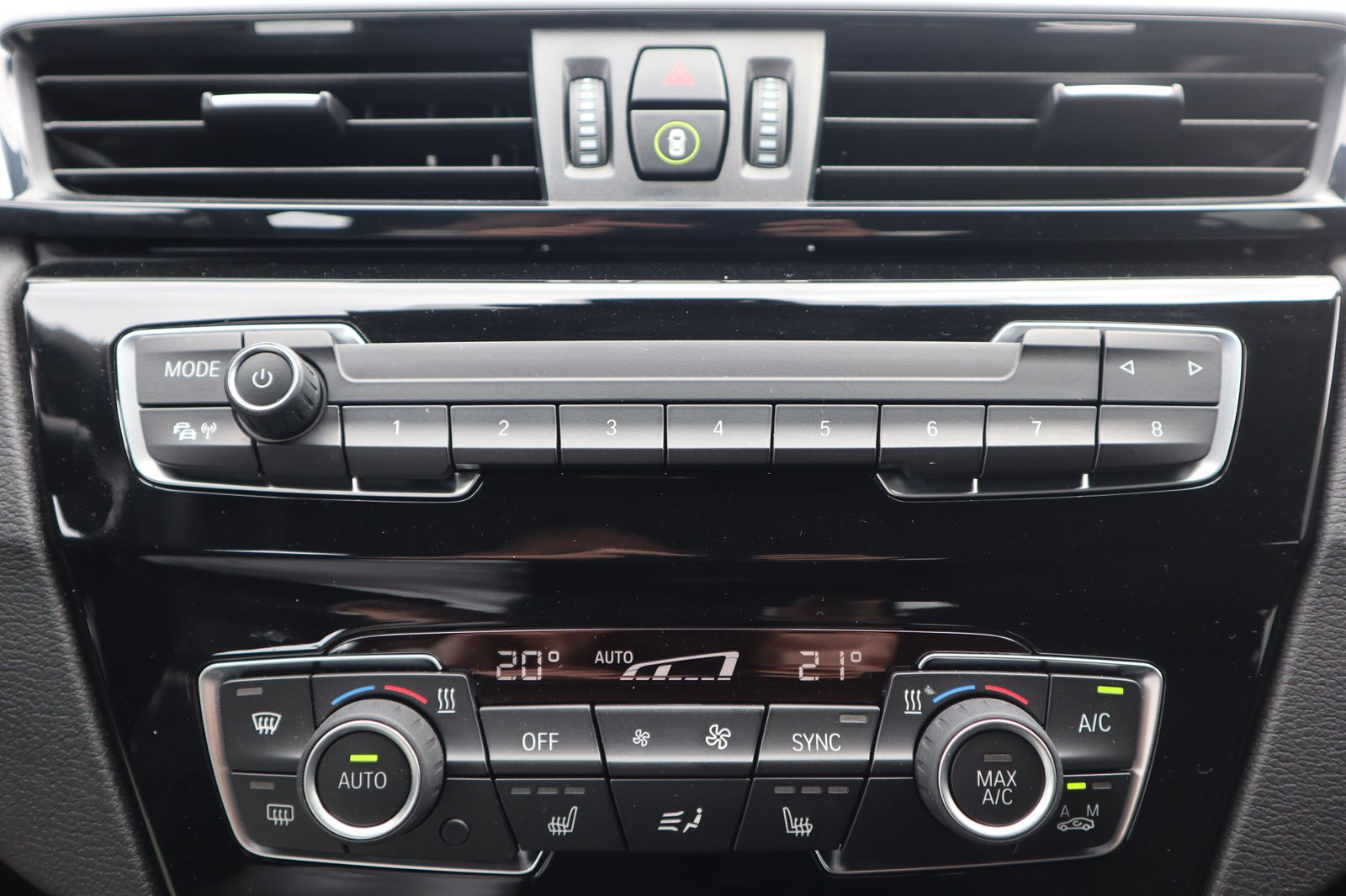 BMW X1 xDrive25e Advantage AHK/RFK/Navi/Tempomat foto 9