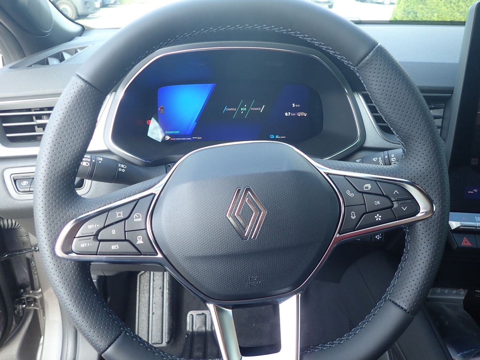 Fahrzeugabbildung Renault Symbioz KISS Full Hybrid E-Tech 160