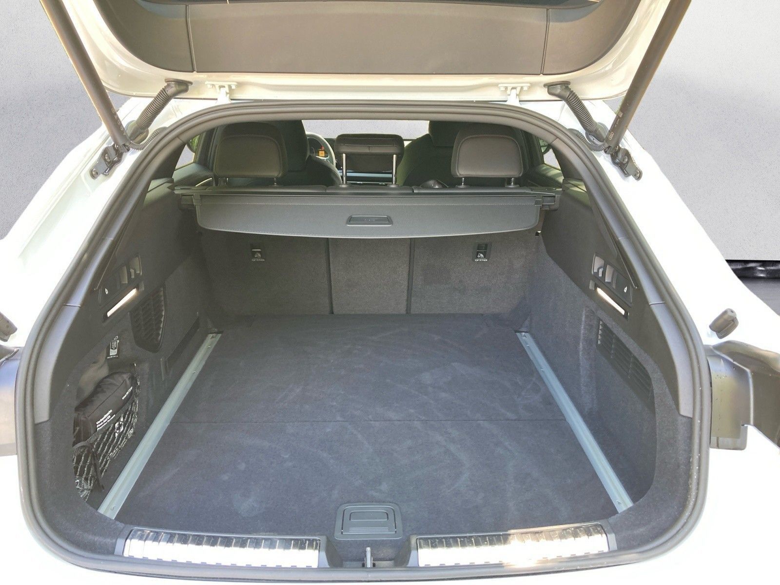 Audi A6 - Bild 10