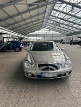 Mercedes-Benz Zu verkaufen: Mercedes-Benz E 280 - Faceli... - Mercedes-Benz E 280 von privat