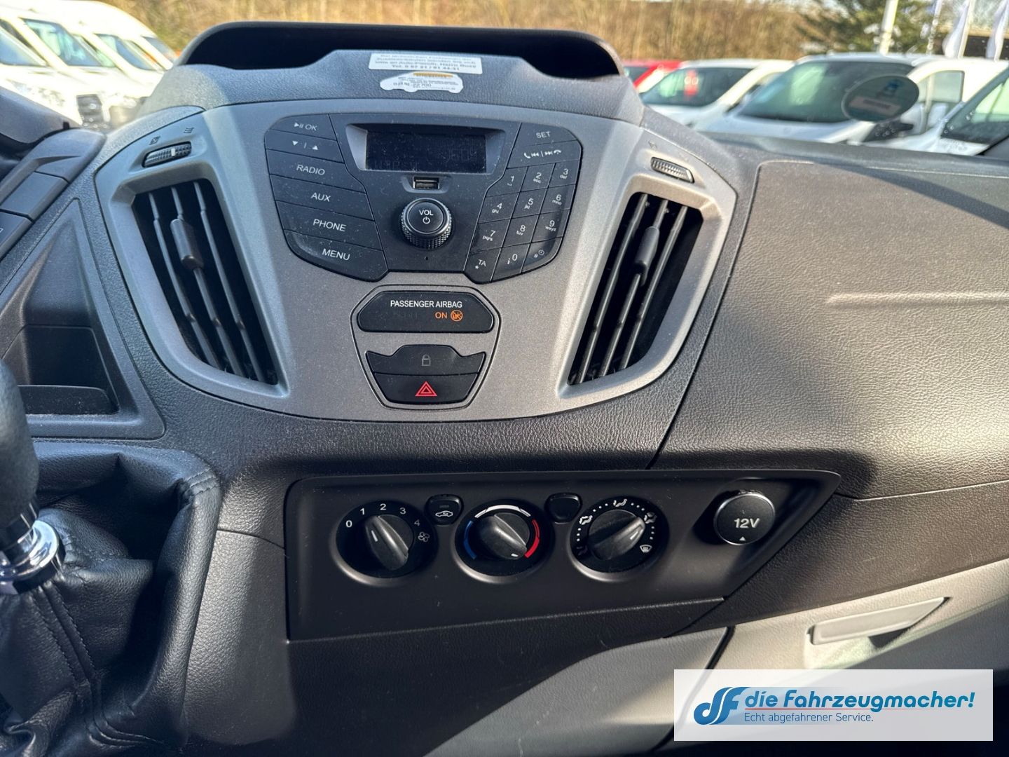 Fahrzeugabbildung Ford Transit Custom Tourneo 300 L1 *2357