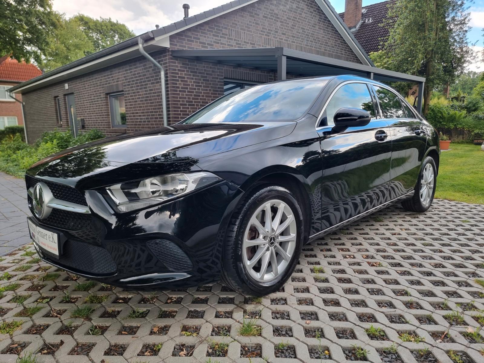 Mercedes-Benz A 250 A Limousine A 250 e