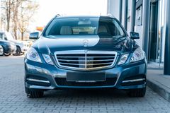 MERCEDES-BENZ E350  T CDI 4Matic/ AIRMATIC/ AHK/ MASSAGE