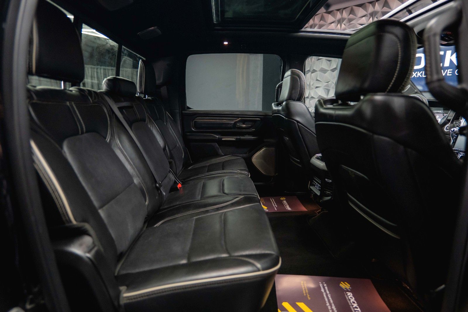 Fahrzeugabbildung Dodge RAM 5.7 V8 HEMI 4x4 LIMITED Offroad 100% Options