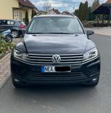 Volkswagen Touareg 3.0TDI Exclusive Pano ACC AHK 360° 8fach - VW Touareg von privat