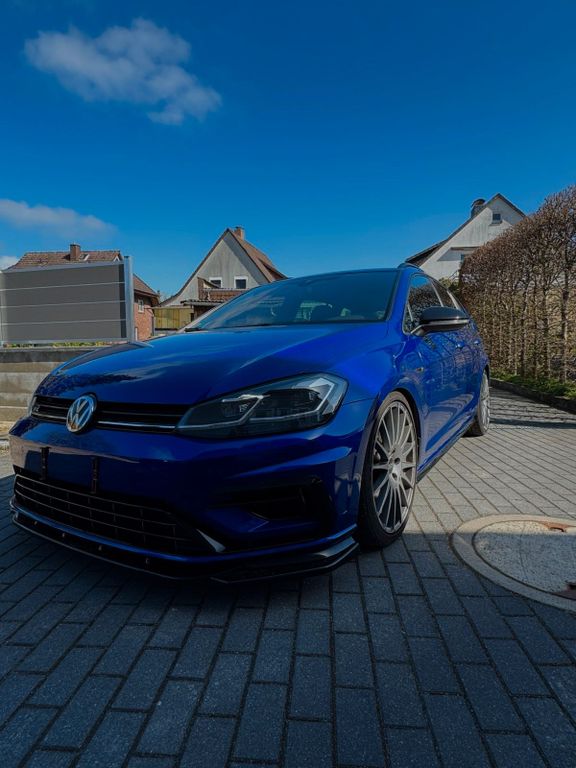 Image of Volkswagen Golf