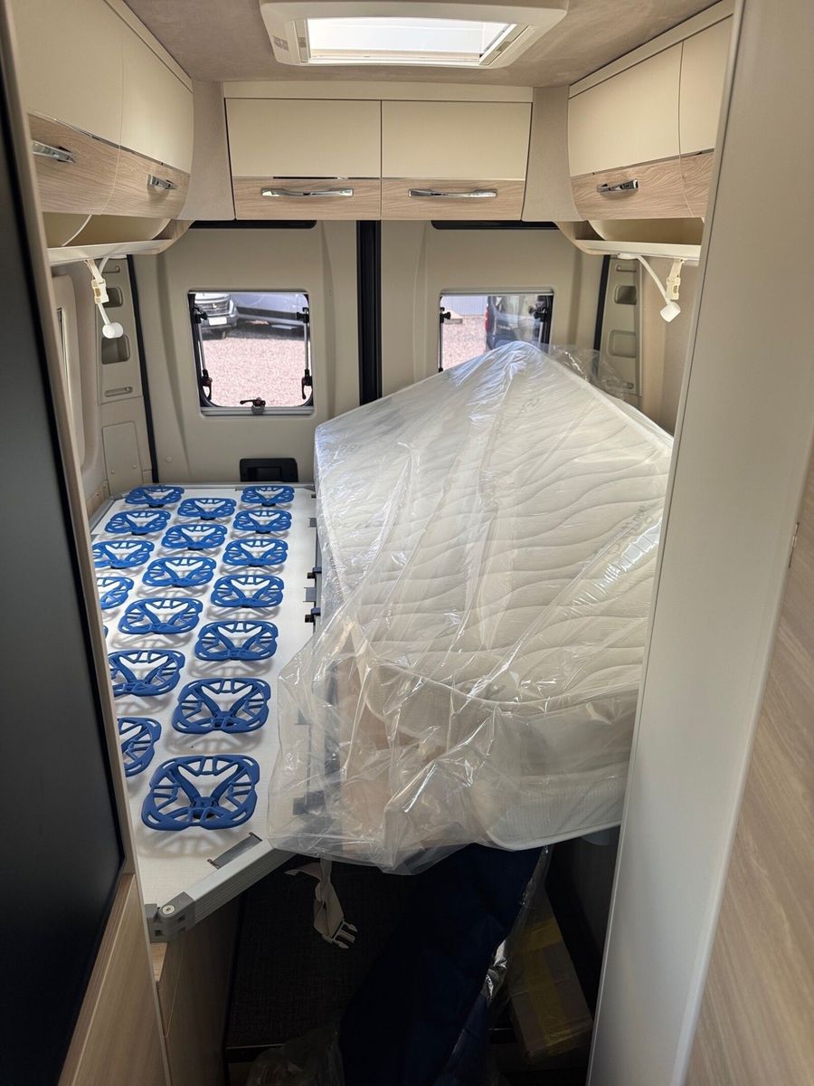 Fahrzeugabbildung Eura Mobil Van V 635 EB Klimaauto., Solar, Fahrassistenzpak