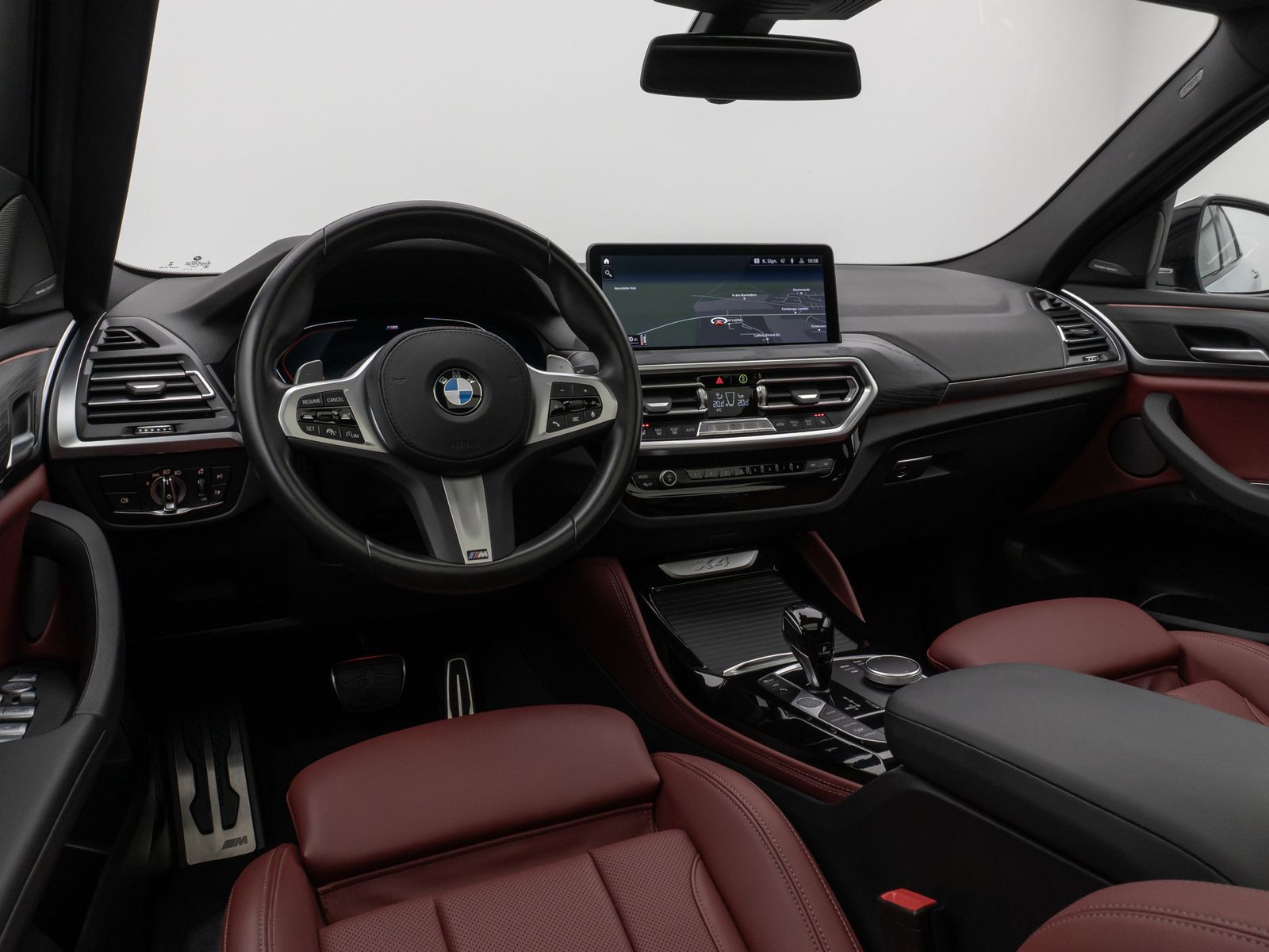 Fahrzeugabbildung BMW X4 xD30i M Sport Panorama 360°DAB H/K AHK Komfor