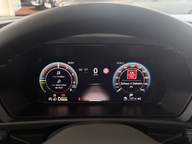 Volkswagen Caddy Maxi eHybrid DSG LIFE LED APP KAMERA 7SITZ