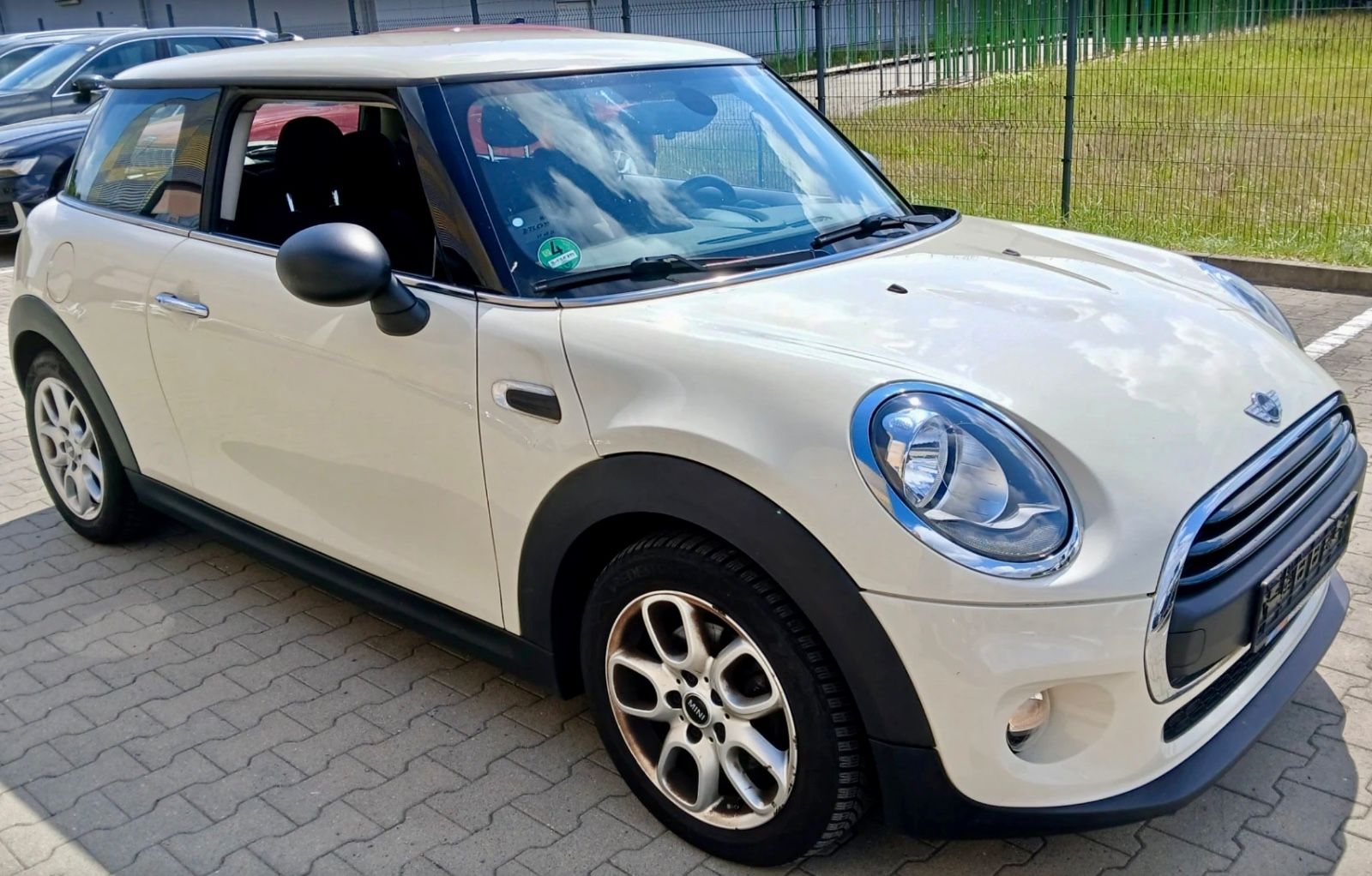 Fahrzeugabbildung MINI ONE *GEPFLEGT*