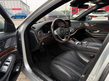 Mercedes S 560 - 12