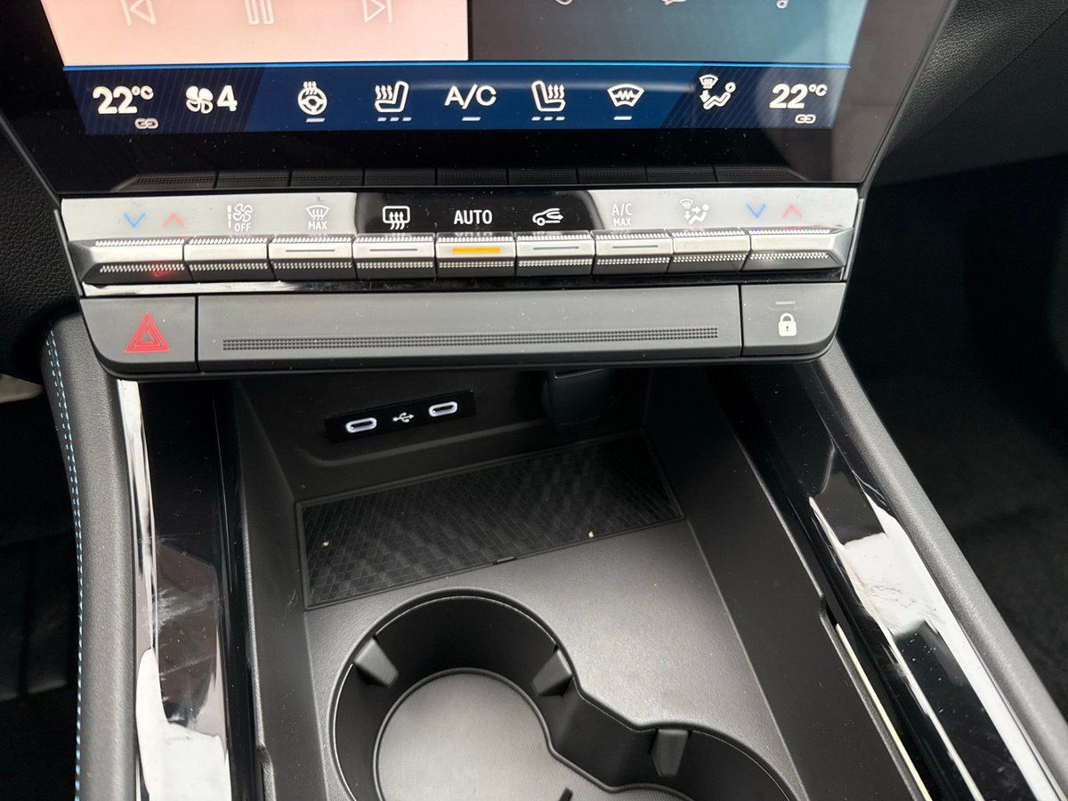 Renault Rafale - Bild 18