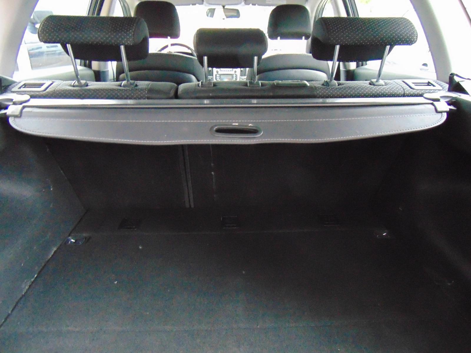 Hyundai i30 2011 — photo 20