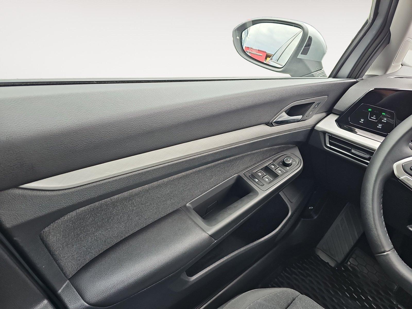 Volkswagen Golf VIII 1.5 TSI Life ACC Akustikglas DynLicht, миниатюра 14