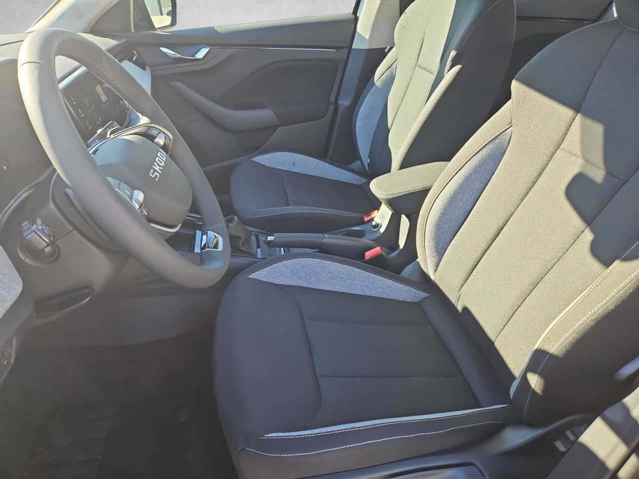 Fahrzeugabbildung SKODA Scala Selection 1.0 TSI 85 kW DSG,LED,Freisprech