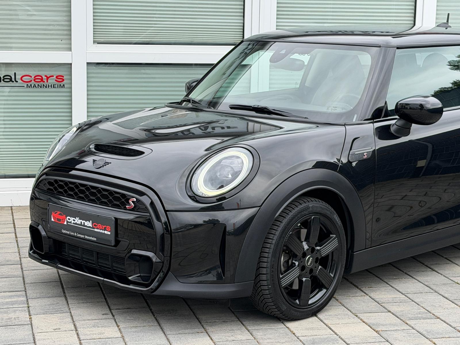 MINI Cooper S Classic Trim/LED/NAVI/GARANTIE/KAMERA