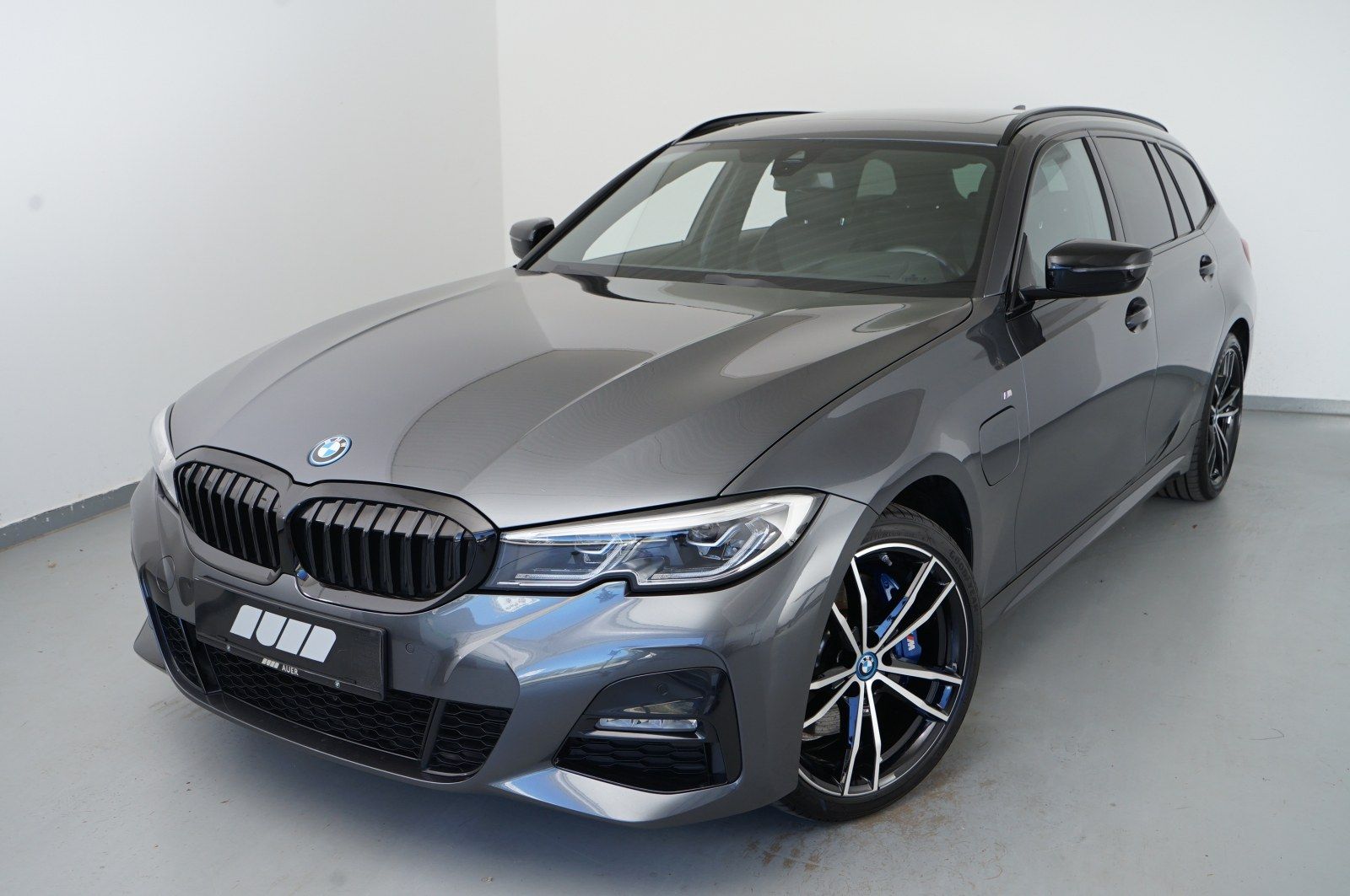 BMW 330e xDrive Touring (Navi Pano HUD Leder WLAN) imagem 2