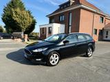 Ford Focus 1,0 Neues Modell/Alu/Klima/Euro 6 - Ford Focus mit Benzin-Antrieb: Kombi, 1.6