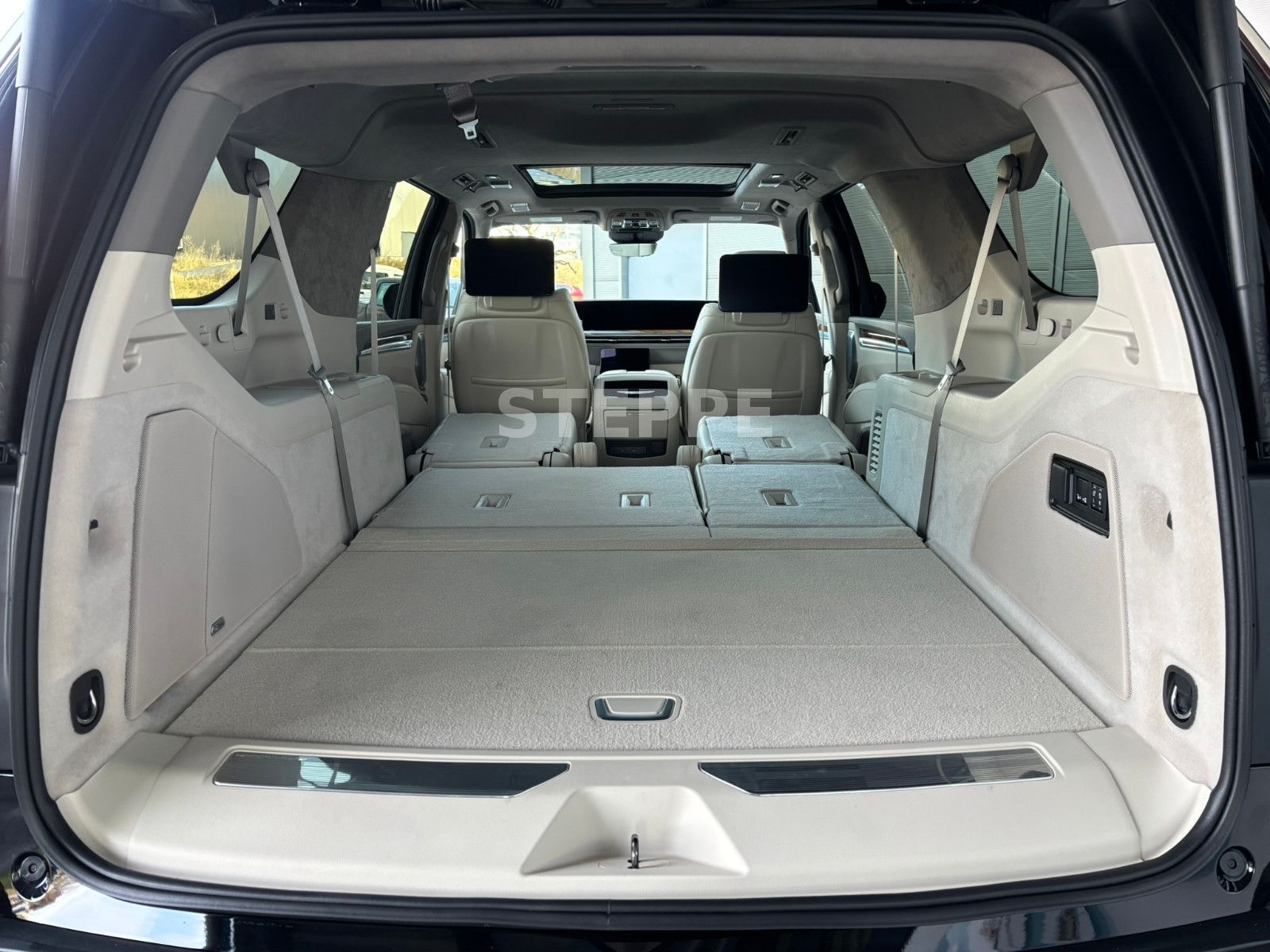 Cadillac Escalade FACELIFT MY26 6.2 V8 ESV Sport Platinum